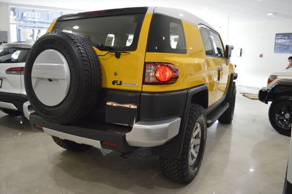 FJ Cruiser - 7019KM - Imagen 3