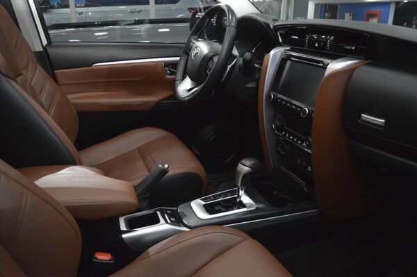 Fortuner - 36172KM - Imagen 5