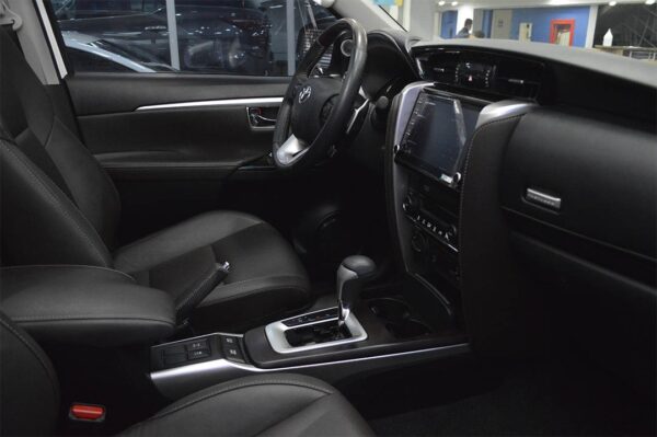 Fortuner - 16041KM - Imagen 5