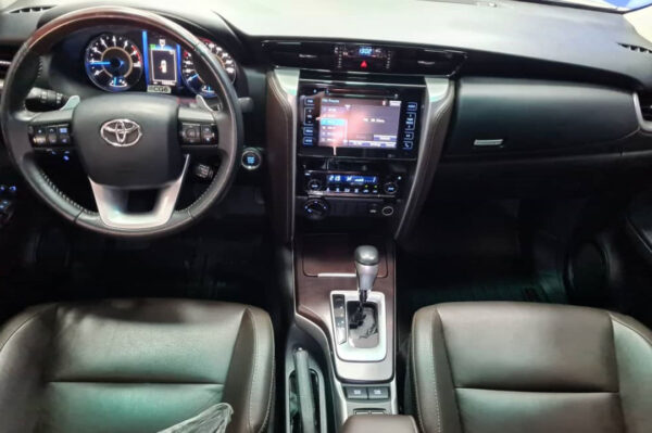 Fortuner - 19855KM - Imagen 3