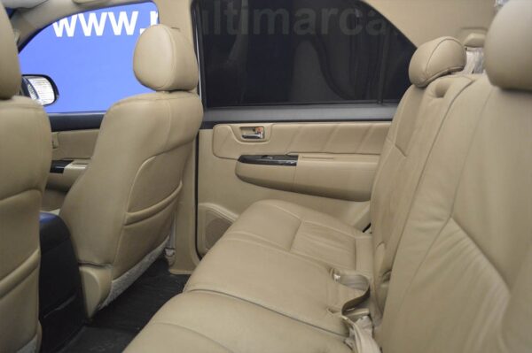 Fortuner - 38727KM - Imagen 11