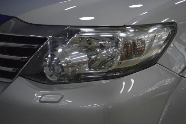 Fortuner - 38727KM - Imagen 12