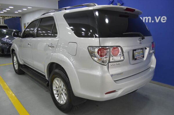 Fortuner - 38727KM - Imagen 3