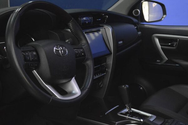 Fortuner - 41061KM - Imagen 9