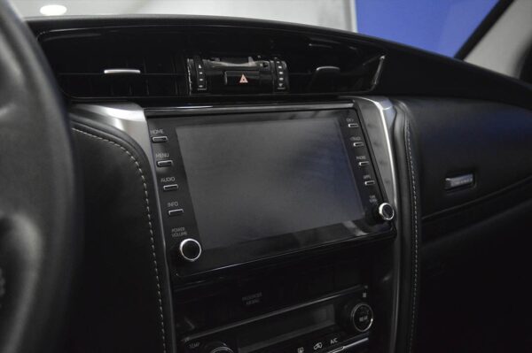 Fortuner - 12344KM - Imagen 9
