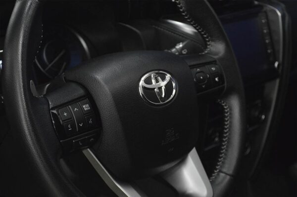 Fortuner - 12344KM - Imagen 8