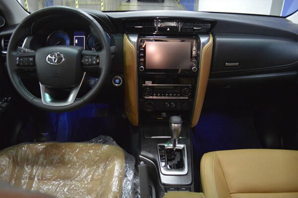 Fortuner - 78KM - Imagen 4