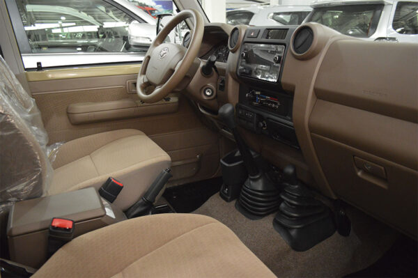 Land Cruiser - 50KM - Imagen 5