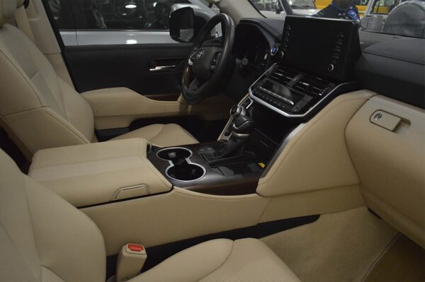 Land Cruiser - 715KM - Imagen 5