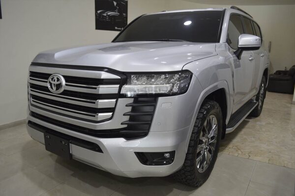 Land Cruiser - 715KM