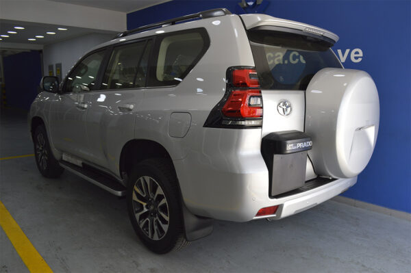 Land Cruiser - 69KM - Imagen 3