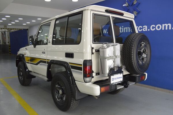 Land Cruiser - 30KM - Imagen 3
