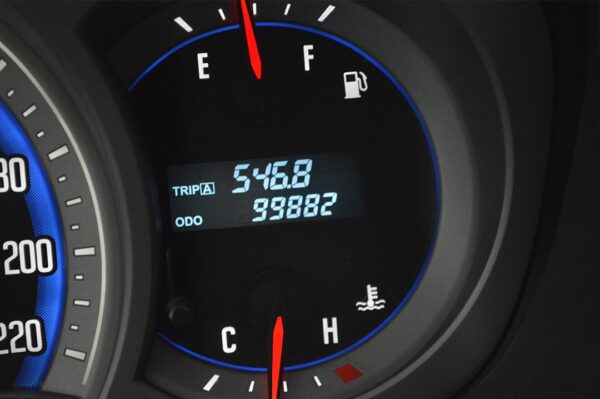 LuvDMax - 99882KM - Imagen 6