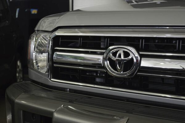 Land Cruiser - 128KM - Imagen 9