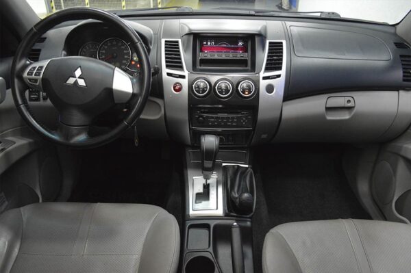 Montero - 68549KM - Imagen 4