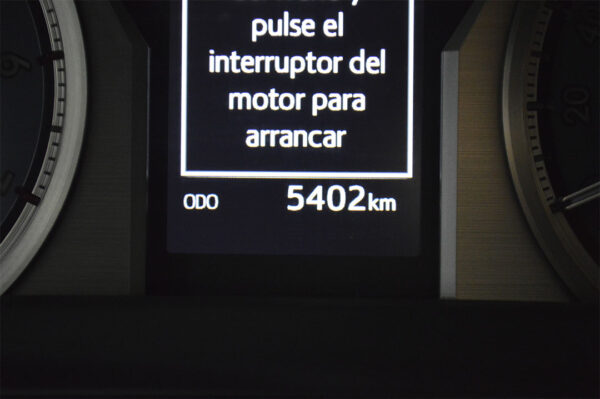 Land Cruiser - 5402KM - Imagen 6
