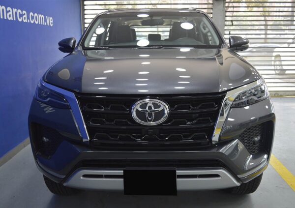 Fortuner - 37KM - Imagen 2