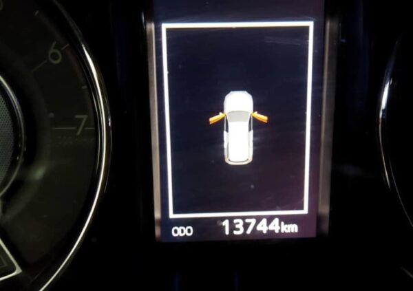Fortuner - 13744KM - Imagen 6