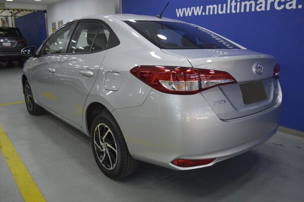 Yaris - 380KM - Imagen 3