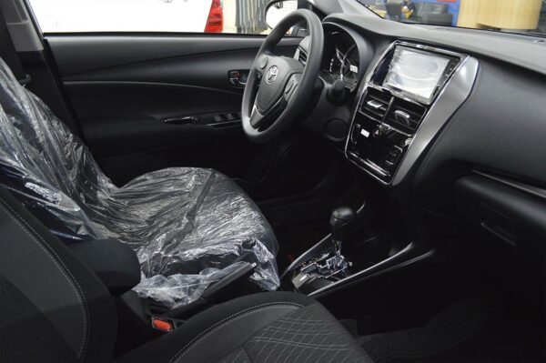 Yaris - 24KM - Imagen 5