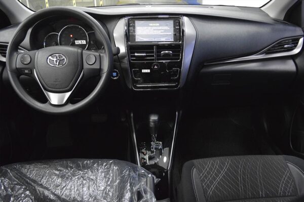 Yaris - 24KM - Imagen 4