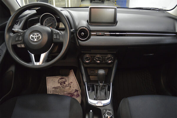 Yaris - 27452MI - Imagen 4