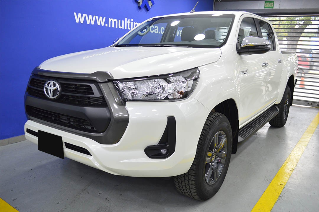 TOYOTA – HILUX -48KM