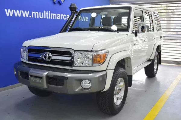 Land Cruiser - 40KM