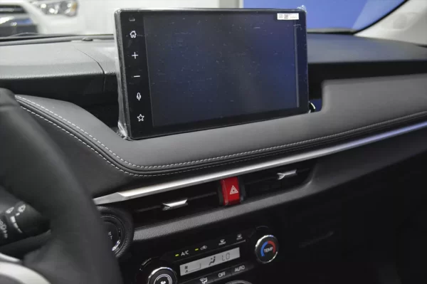 Yaris - 236KM - Imagen 8