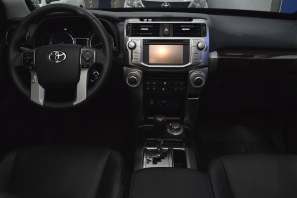 4Runner - 6935KM - Imagen 4