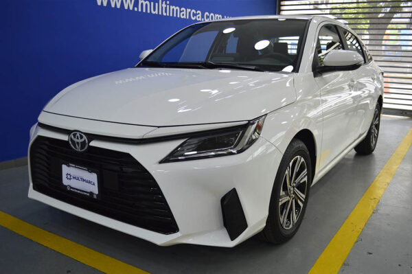 Yaris -72KM
