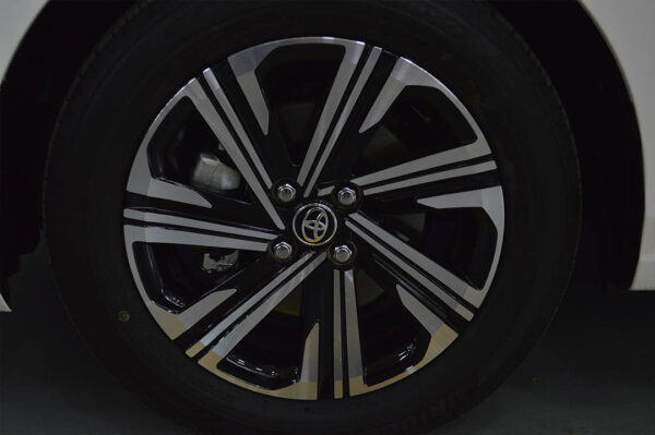 Yaris -72KM - Imagen 7