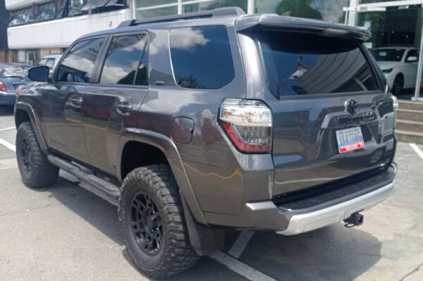 4Runner - 46280MI - Imagen 3