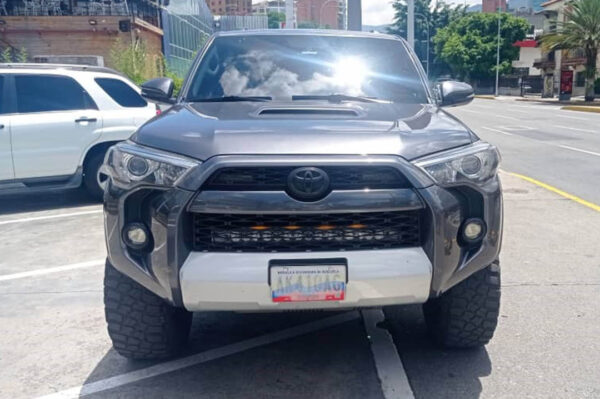 4Runner - 46280MI - Imagen 2