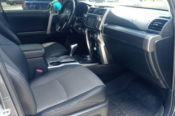 4Runner - 46280MI - Imagen 5
