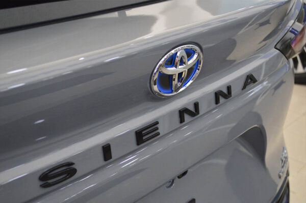 Sienna - 74MI - Imagen 15