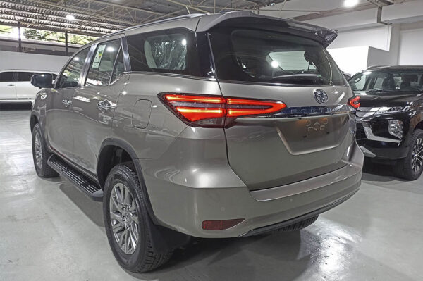 Fortuner - 82KM - Imagen 3