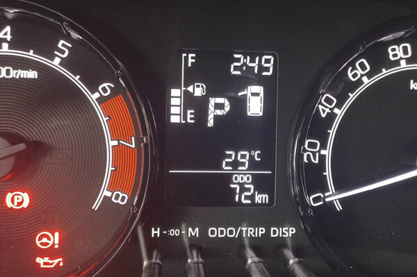 Yaris -72KM - Imagen 6