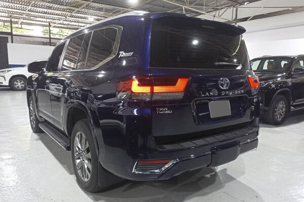 Land Cruiser - 7675KM - Imagen 3