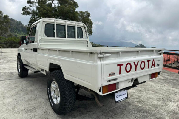 Land Cruiser - 85687KM - Imagen 3