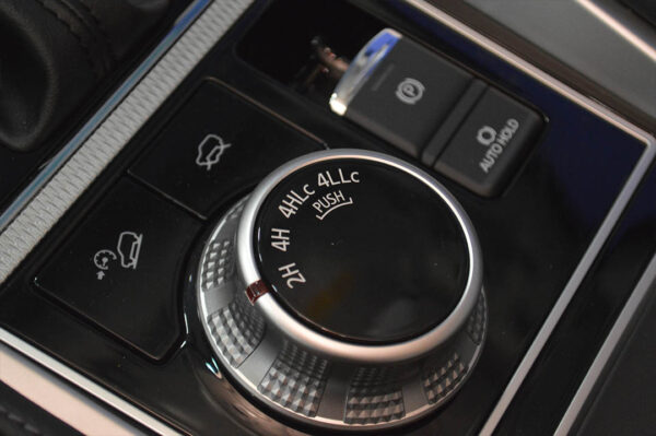 Montero Sport - 44KM - Imagen 9