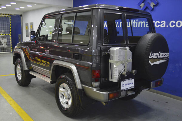 Land Cruiser - 72KM - Imagen 3