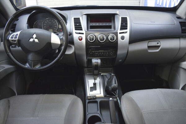 Montero- 76673KM - Imagen 4