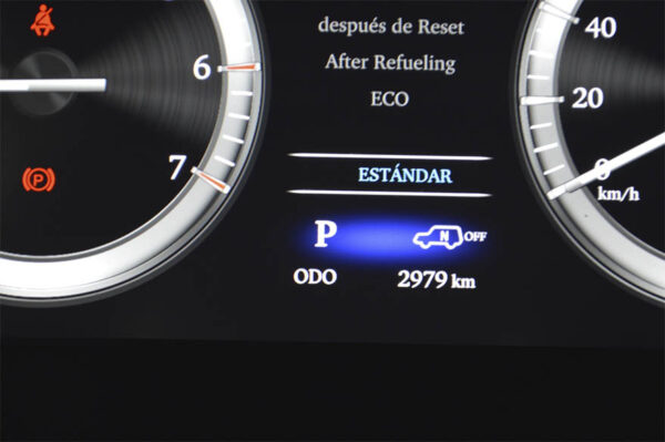 Land Cruiser - 2979KM - Imagen 6