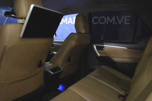 Fortuner - 22194KM - Imagen 12