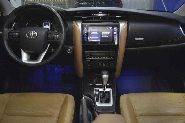 Fortuner - 22194KM - Imagen 4