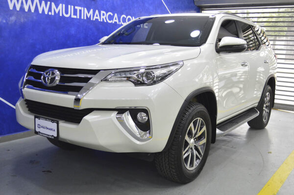 Fortuner - 24494KM