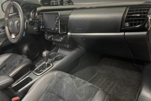 Hilux - 6804KM - Imagen 5