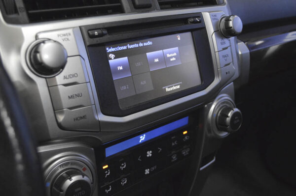 4Runner - 73669KM - Imagen 8