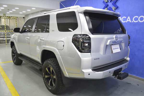 4Runner - 13881KM - Imagen 3